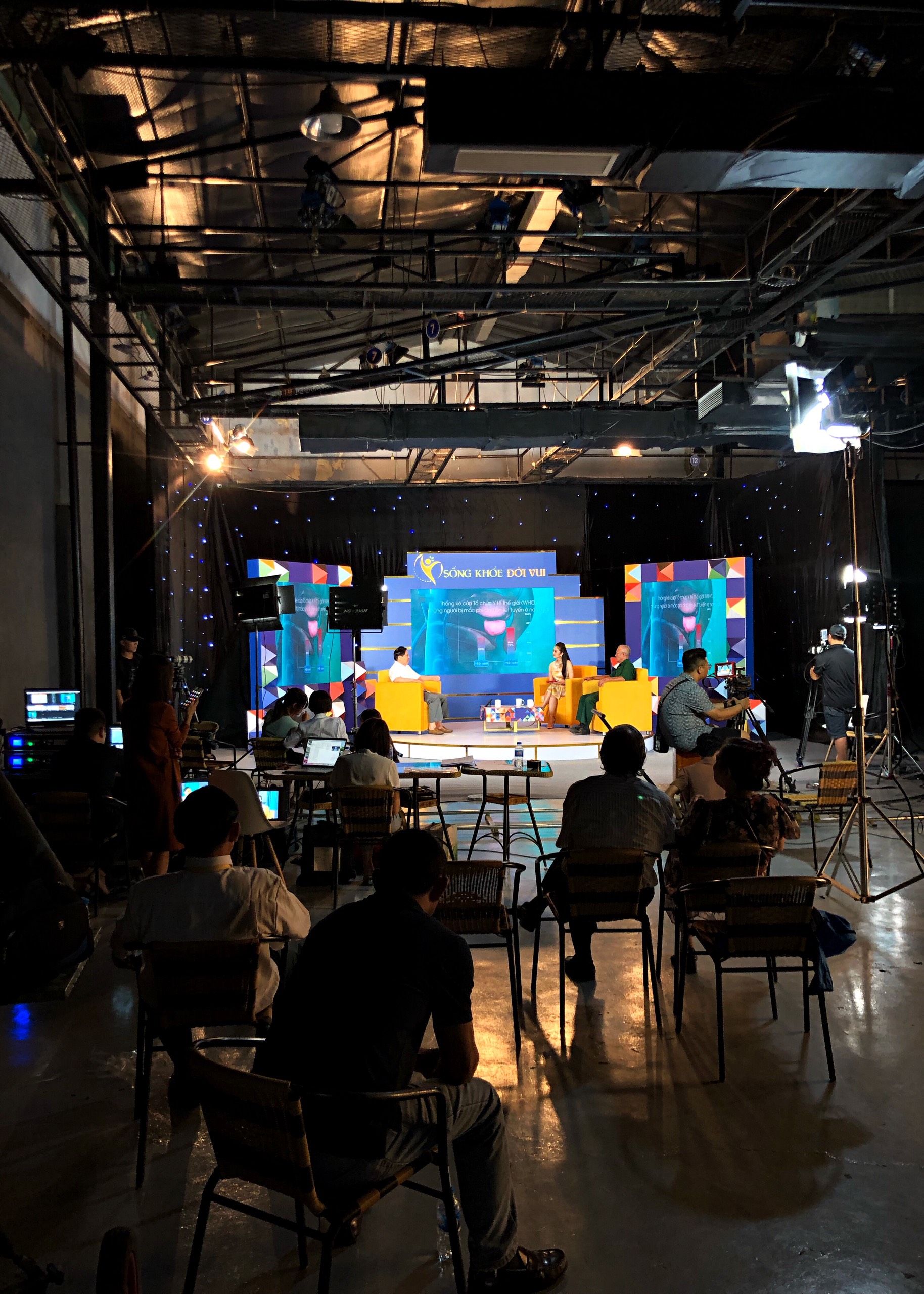 SẢN XUẤT CHƯƠNG TRÌNH TRUYỀN HÌNH